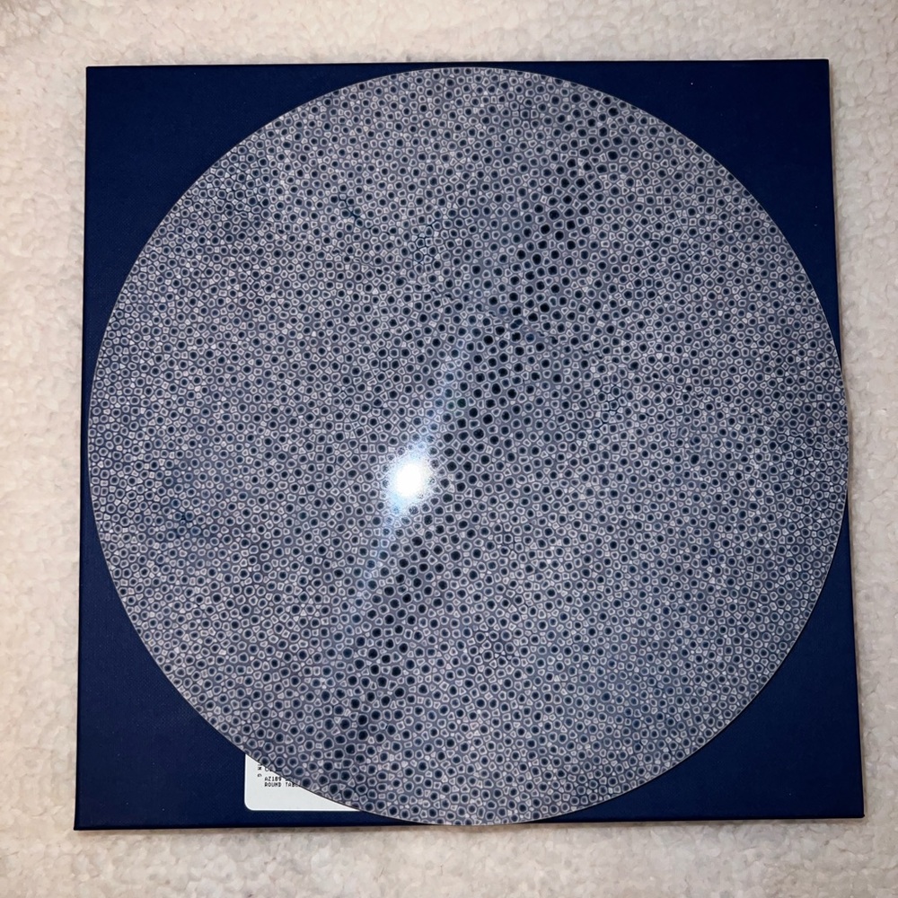 Scully and Scully table mats